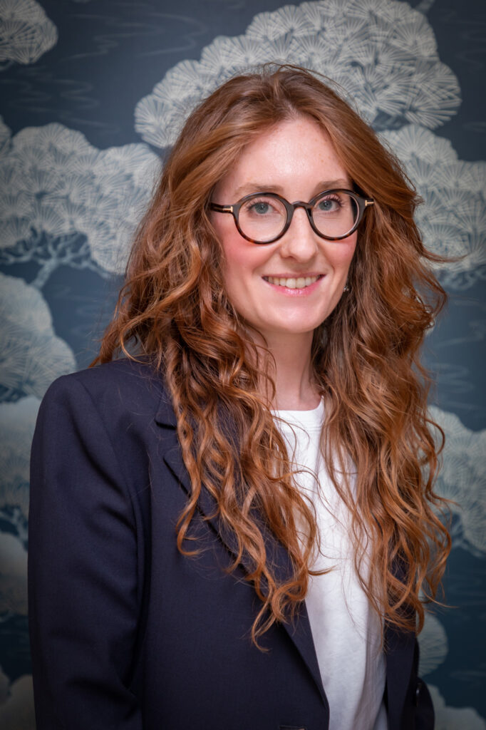 Maître Justine Breton, avocat chez SDG Avocats cabinet situé sur Vannes et Paris, spécialisé en Droit des Affaires